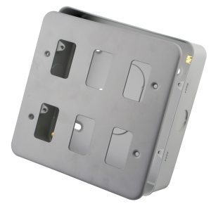 6 Gang Grid Front Plate c/w Back Box M2 metal - Image 1